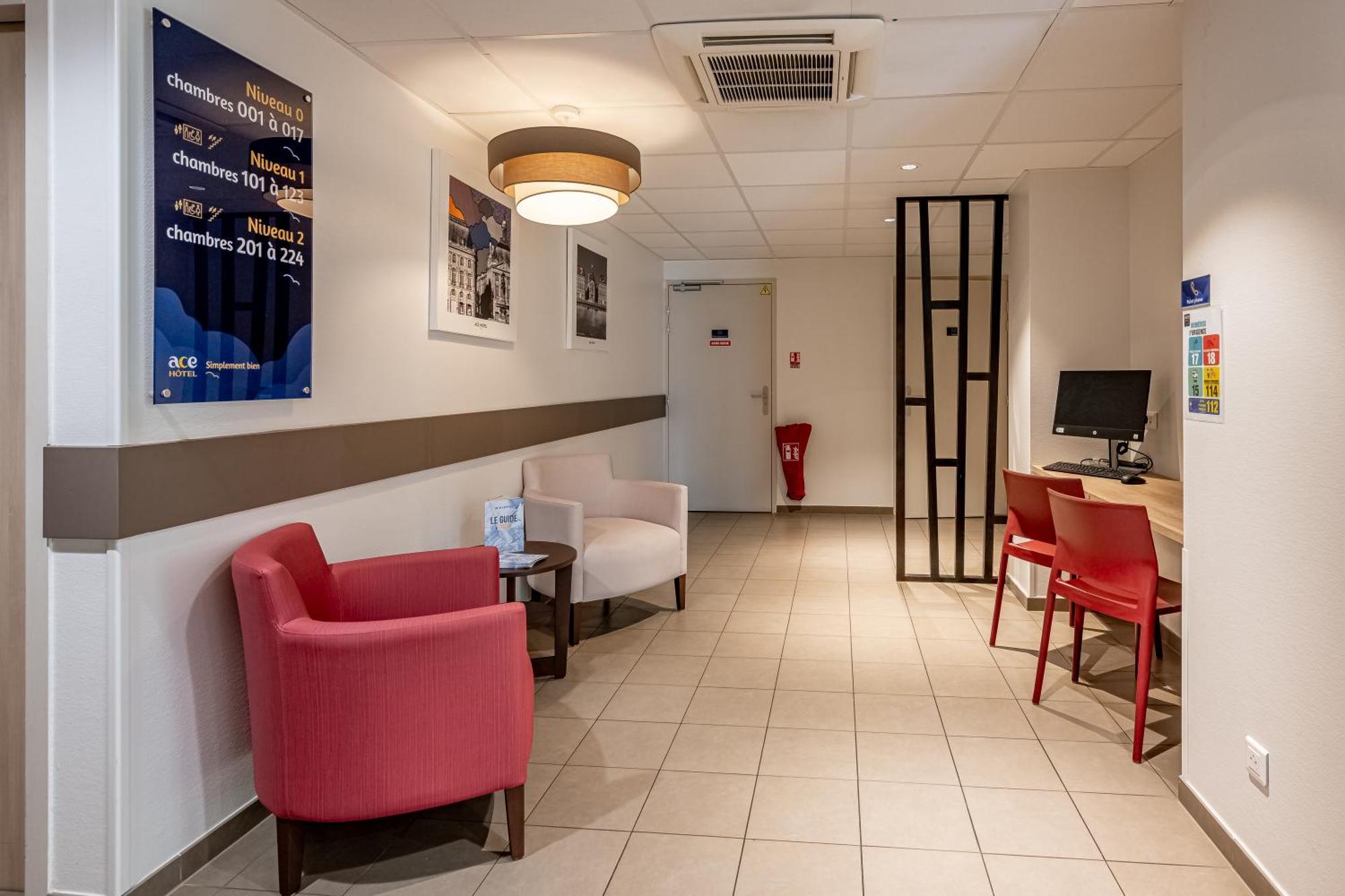 Ace Hotel Bordeaux Carbon Blanc Bagian luar foto